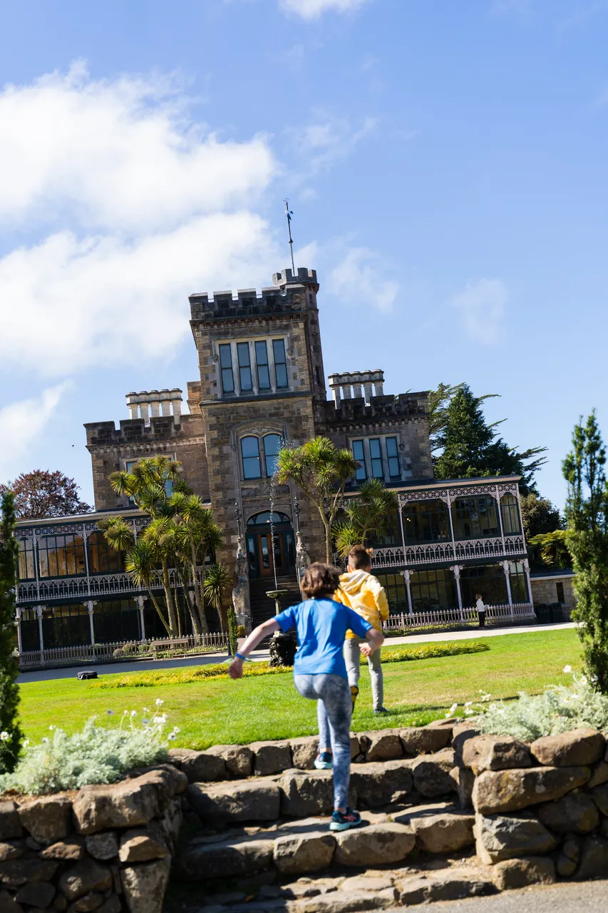 ATTRACTIONS_LarnachCastle_165_DunedinNZ
