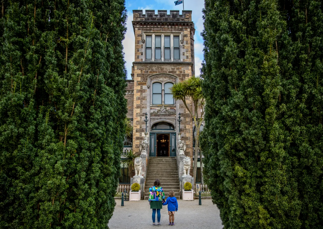 ATTRACTIONS_LarnachCastle_100_DunedinNZ