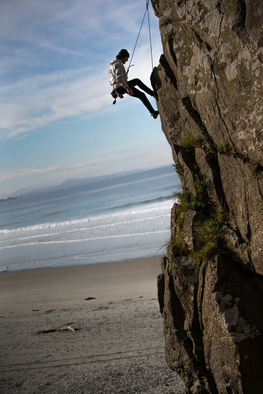 ACTIVITIES_LongBeachRockClimbing_006_DunedinNZ