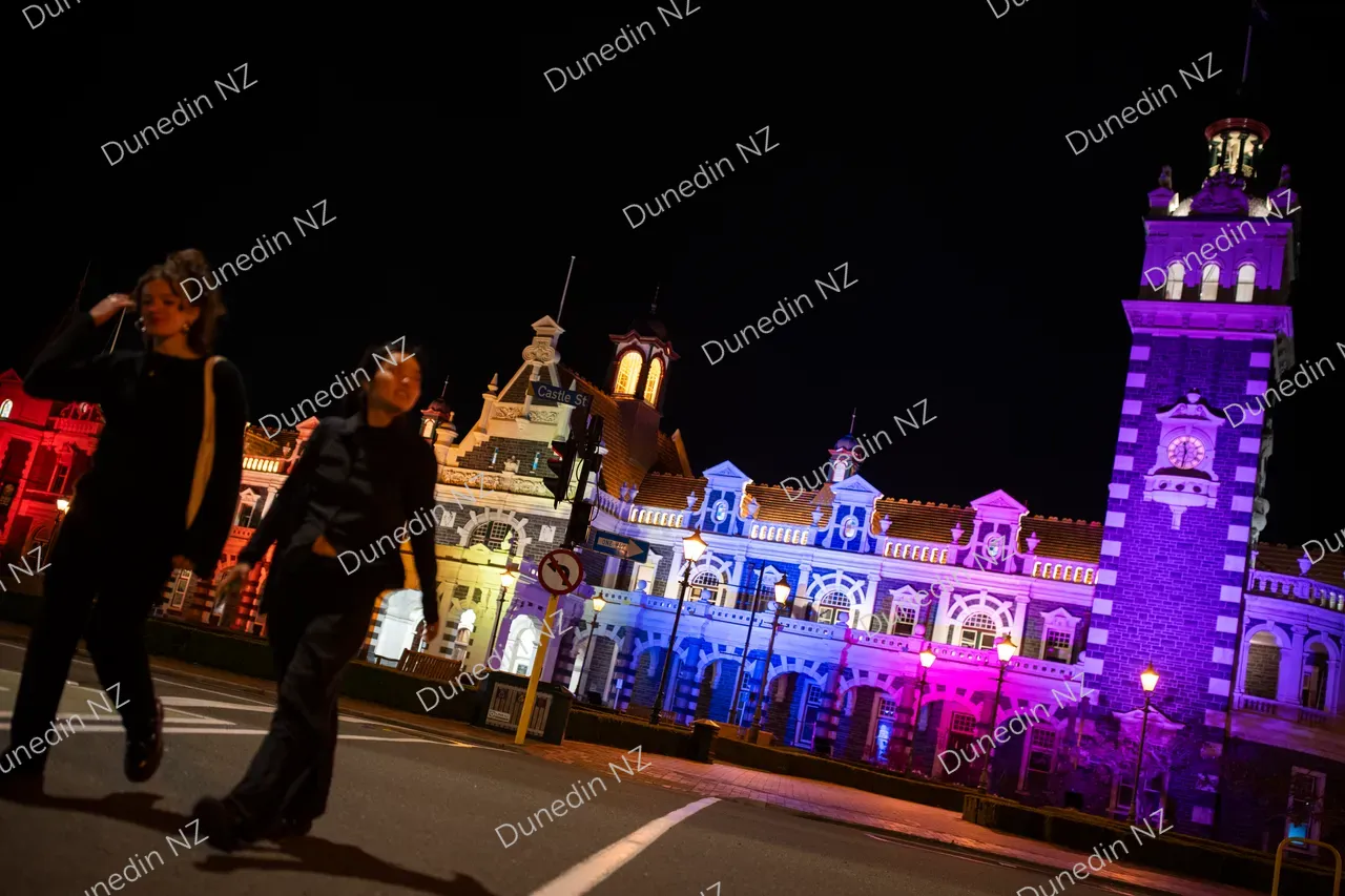EVENT_RailwayStatoponRainbowLights_017_DunedinNZ