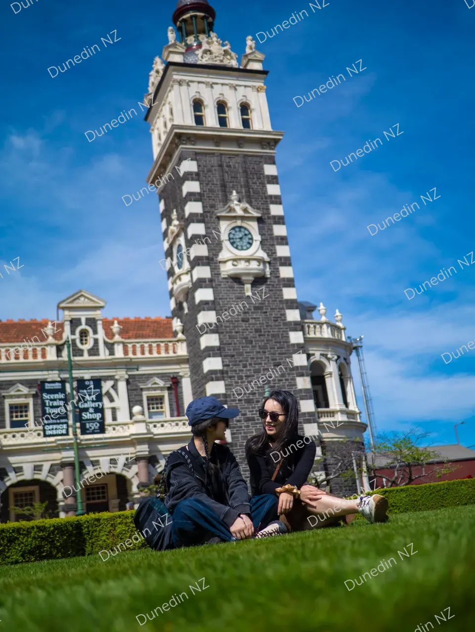 ATTRACTION_DunedinRailwayStation_DunedinNZ_003_P1475876
