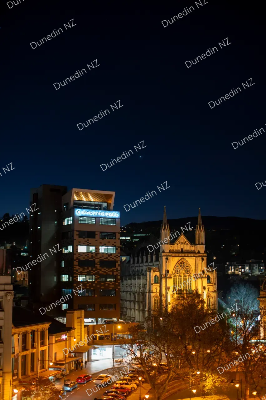 URBAN_TheOctagonNight_DunedinNZ_005_DSC07843