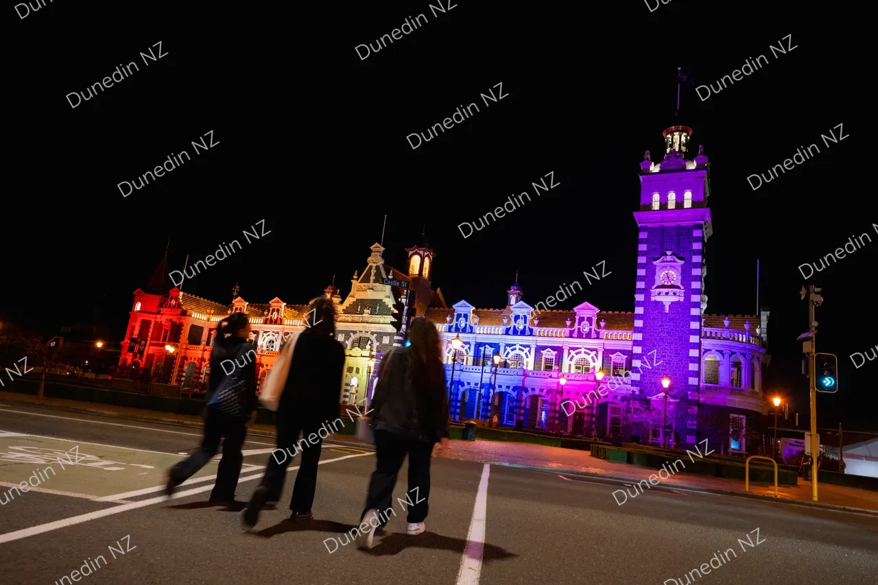 EVENT_RailwayStatoponRainbowLights_007_DunedinNZ