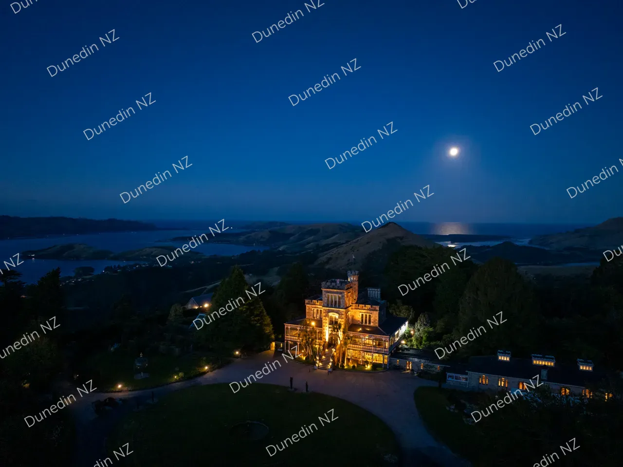 ATTRACTION_LarnachFullMoon_001_DunedinNZ