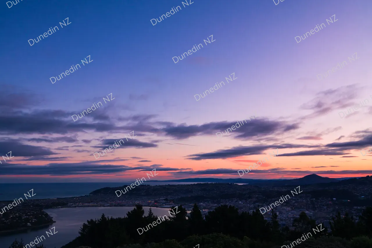 SCENIC_SignalHillSunsetJuly2025_001_DunedinNZ_P1386221