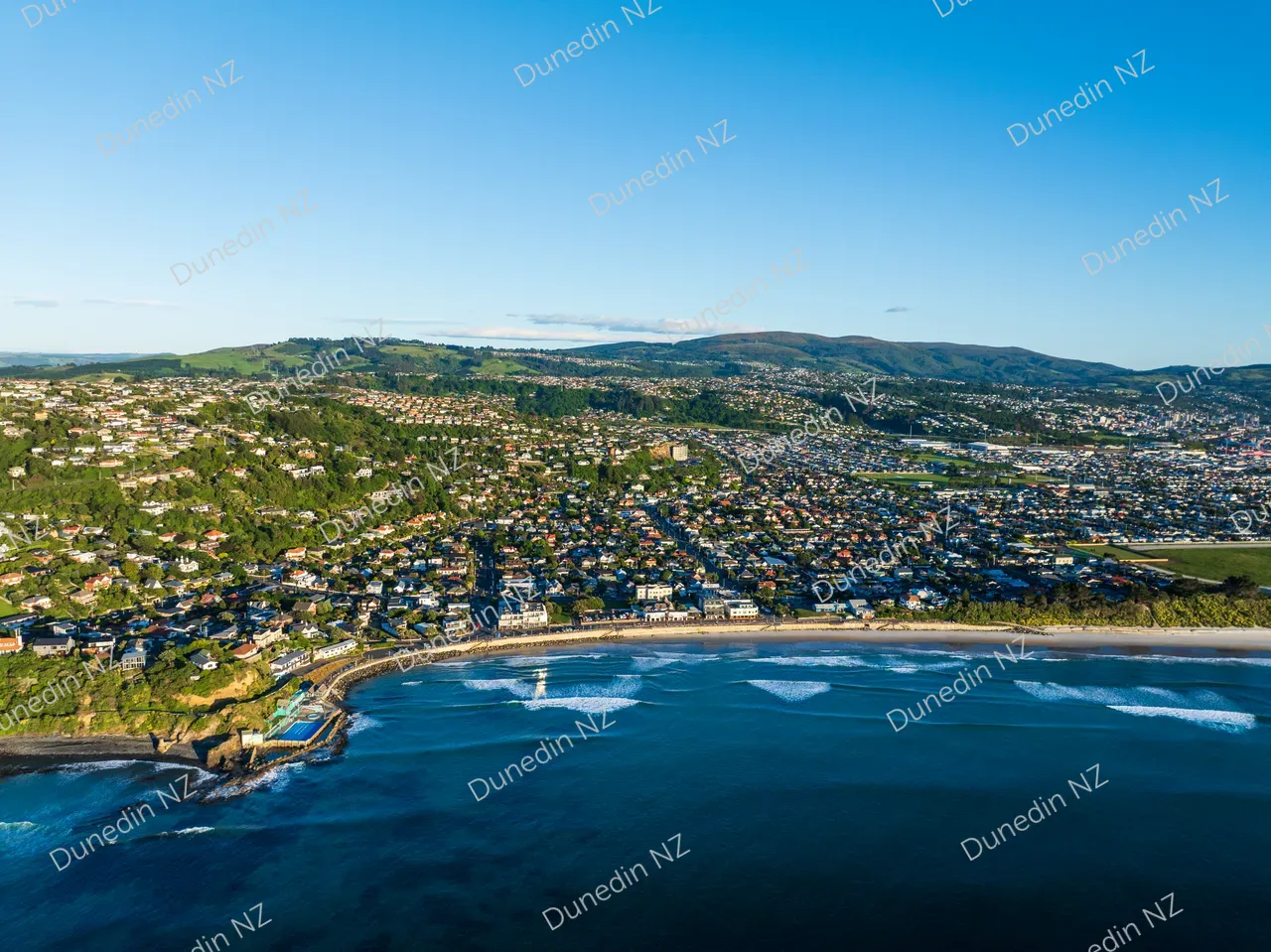 SCENIC_DunedinNZ_StClairBeach_DJI_20251121055856_0062_D
