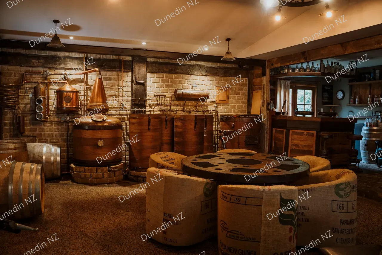 FOOD_SaddleHillBreweryAndDIstillery_026_DunedinNZ_