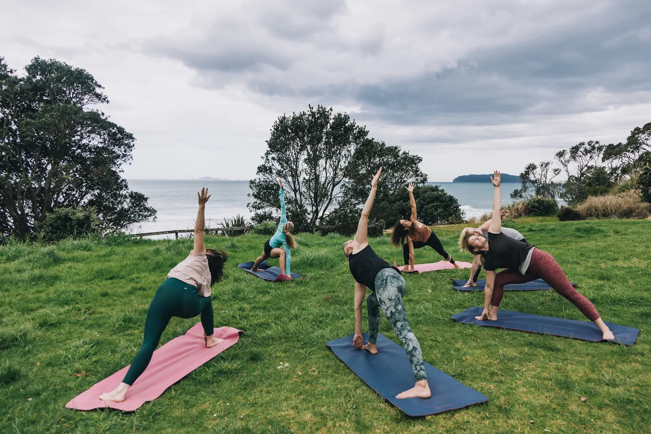Sailors Grave Yoga & Surf 081