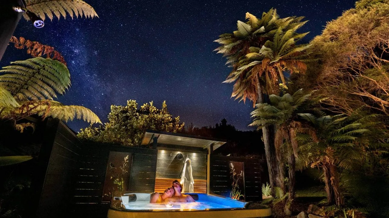 Star-spa-at-Wairua-Lodge