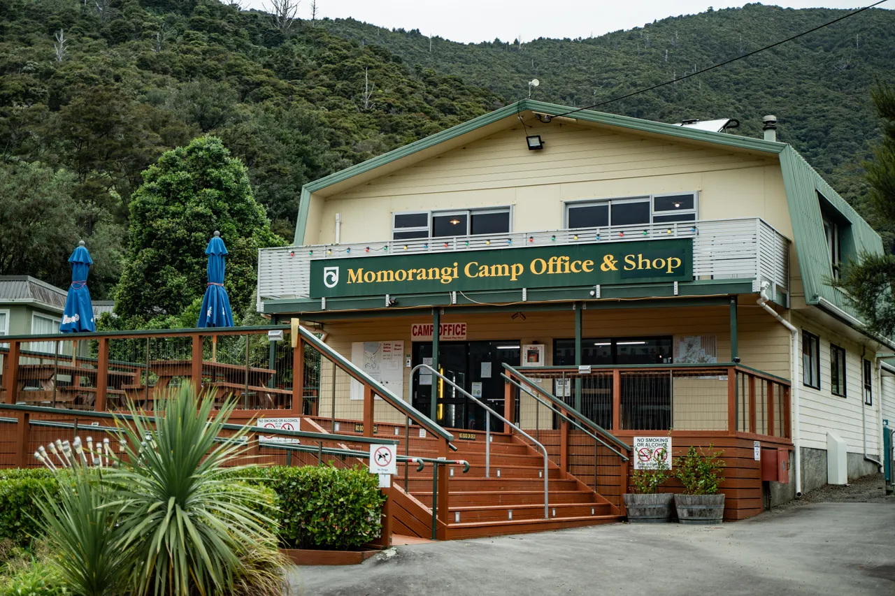 Momorangi Bay Campground