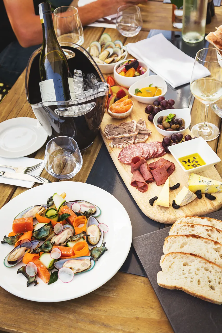 Group dining at multiple wineries