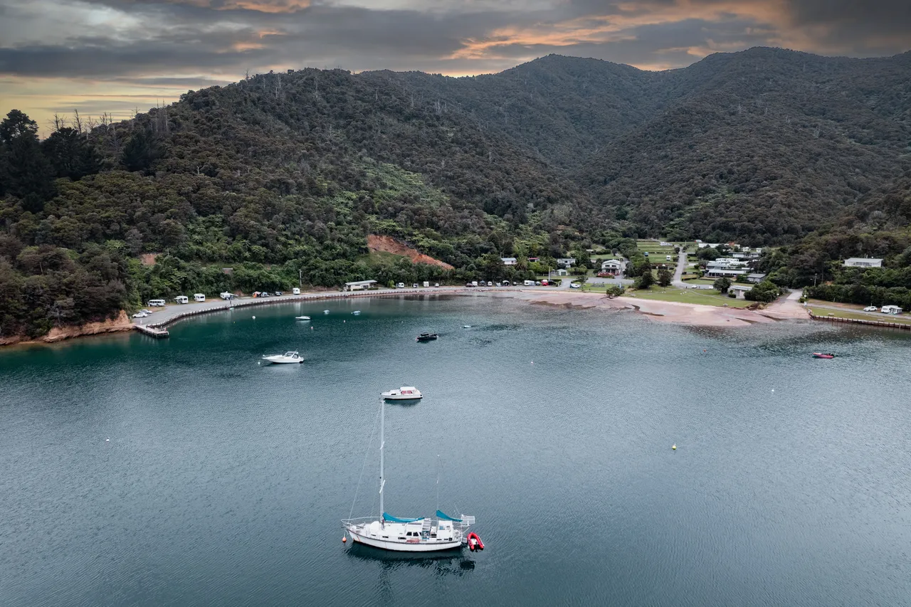 Momorangi Bay Campground