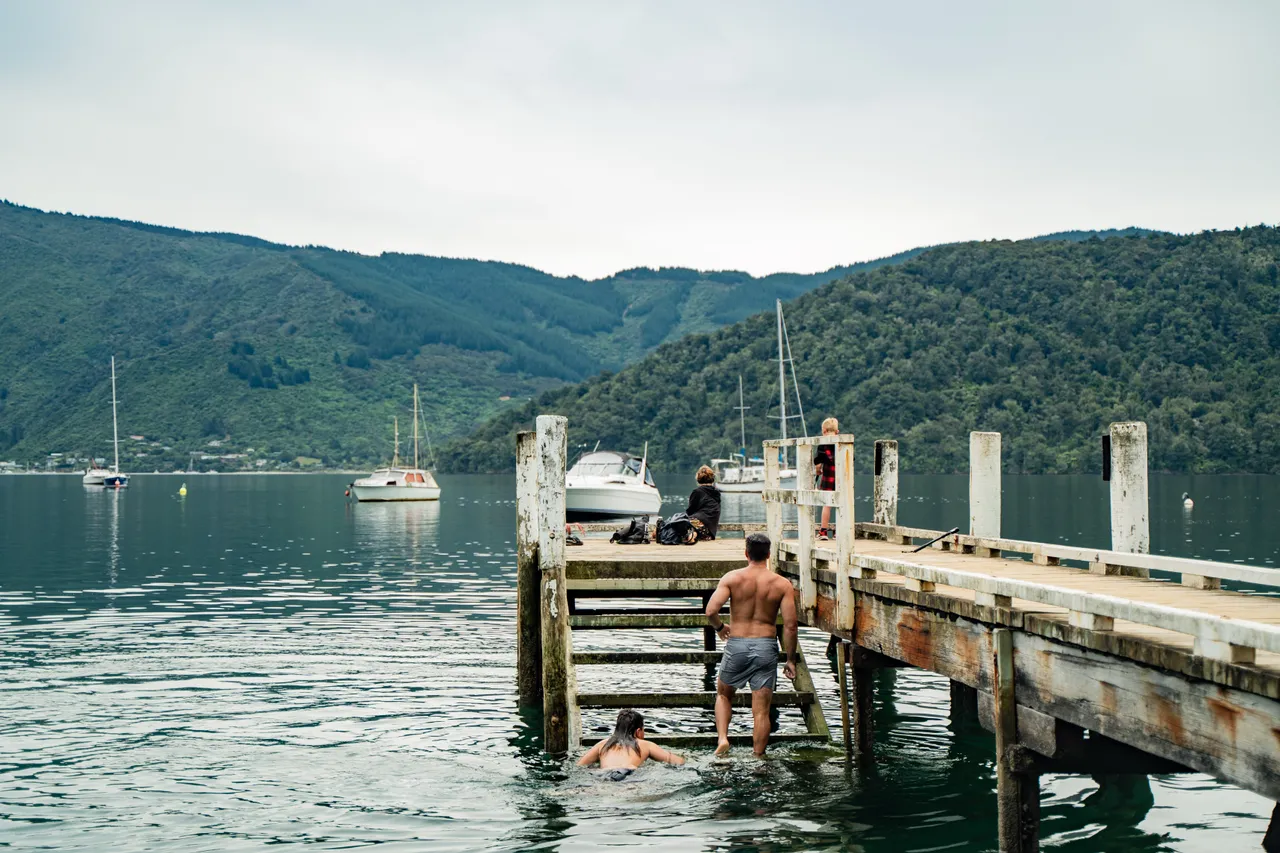 Momorangi Bay Campground