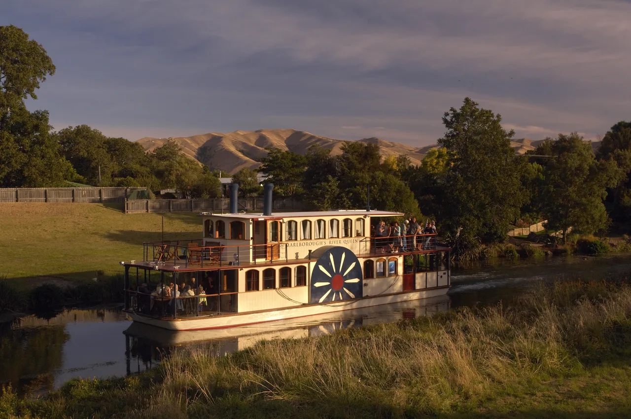 River Queen on Taylor River