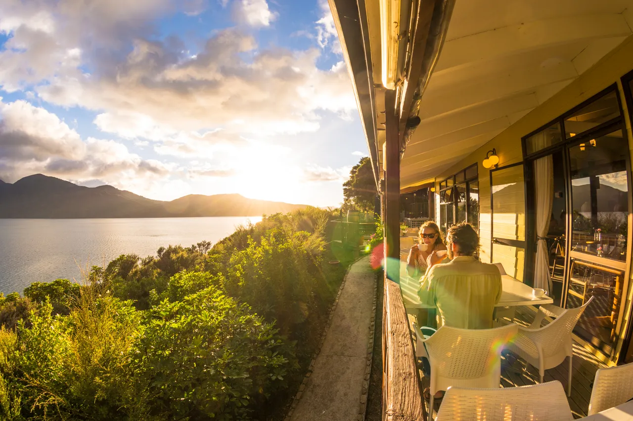 Breakfast at Punga Cove