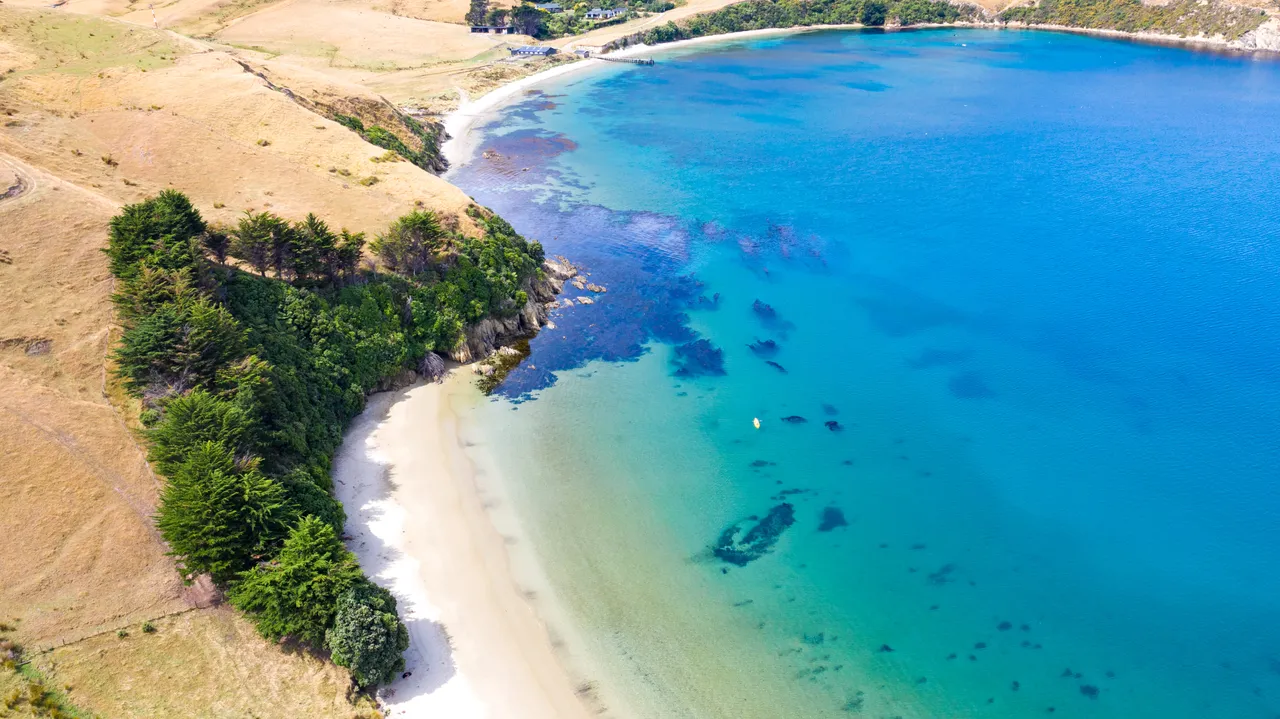 Arapaoa Island