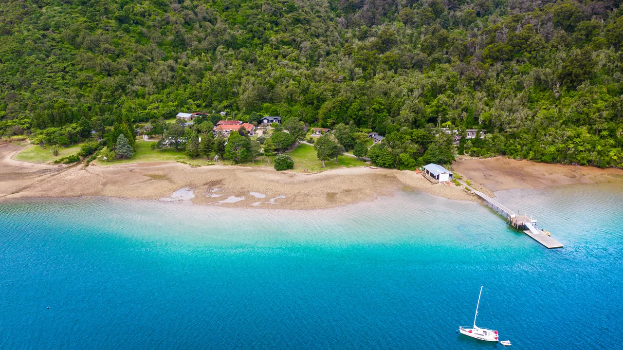 Marlborough Tour Company - Endeavour Inlet