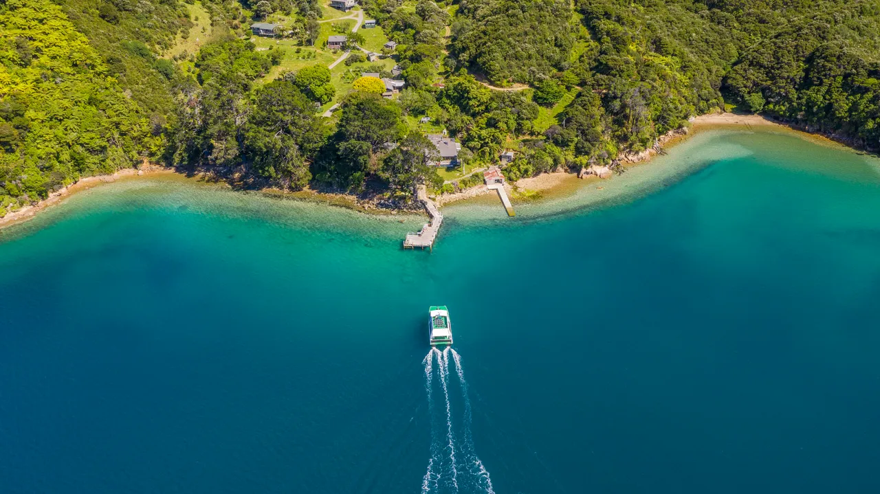 Beachcomber Cruises Mail Boat