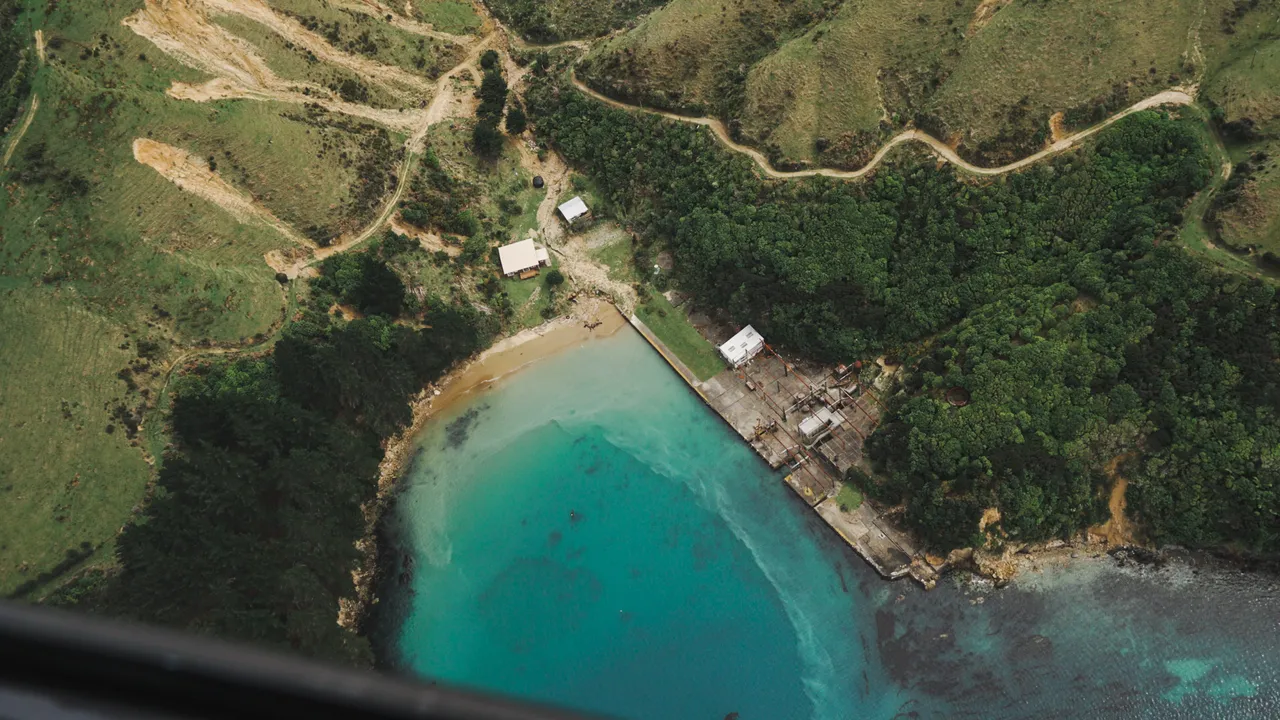 Nelson Helicopters landing at Arapaoa Island