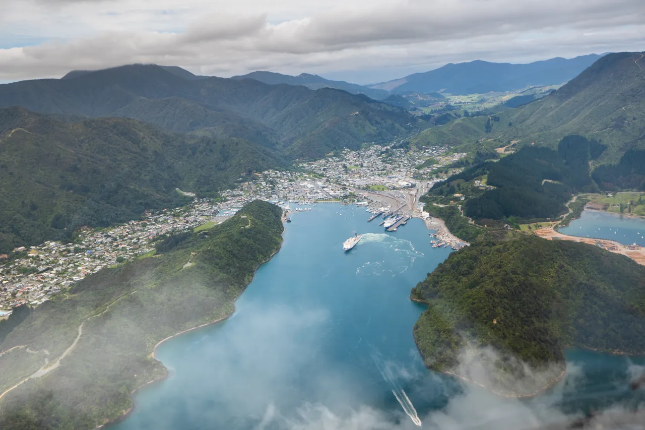 Picton/Queen Charlotte Sound from above with Nelson Helicopters