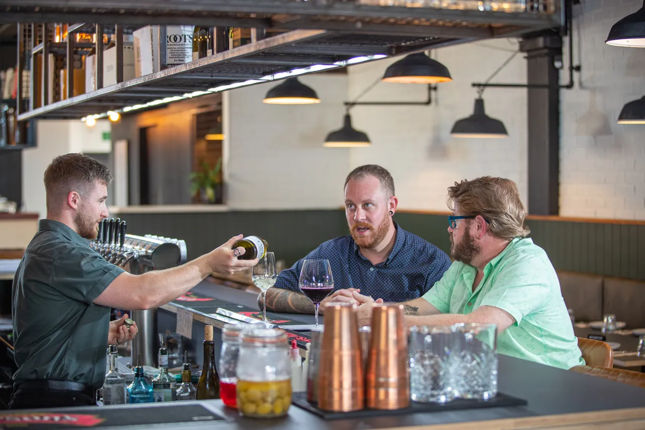Franks Oyster Bar & Eatery