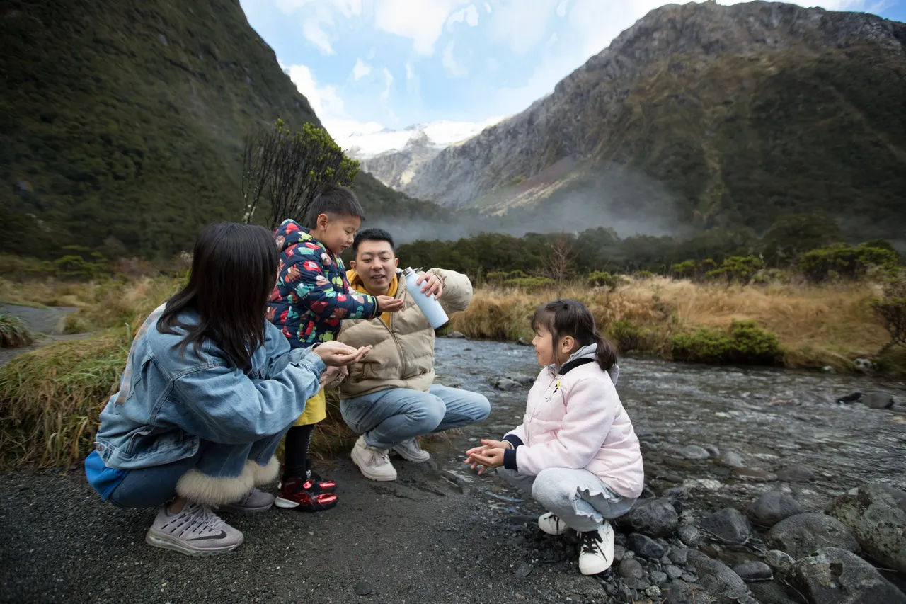 Chinese family at Monkey Creek