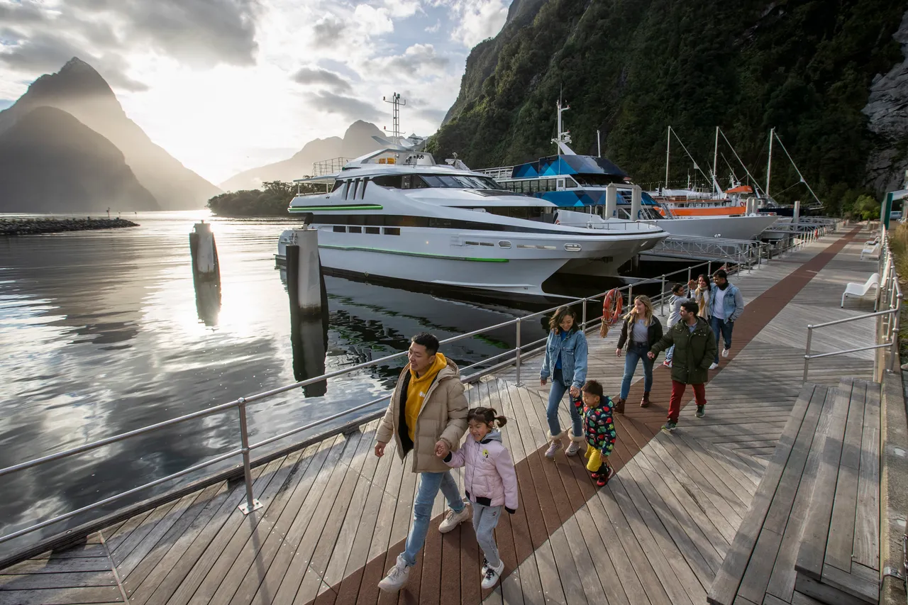 Guests departing Milford Sound cruise
