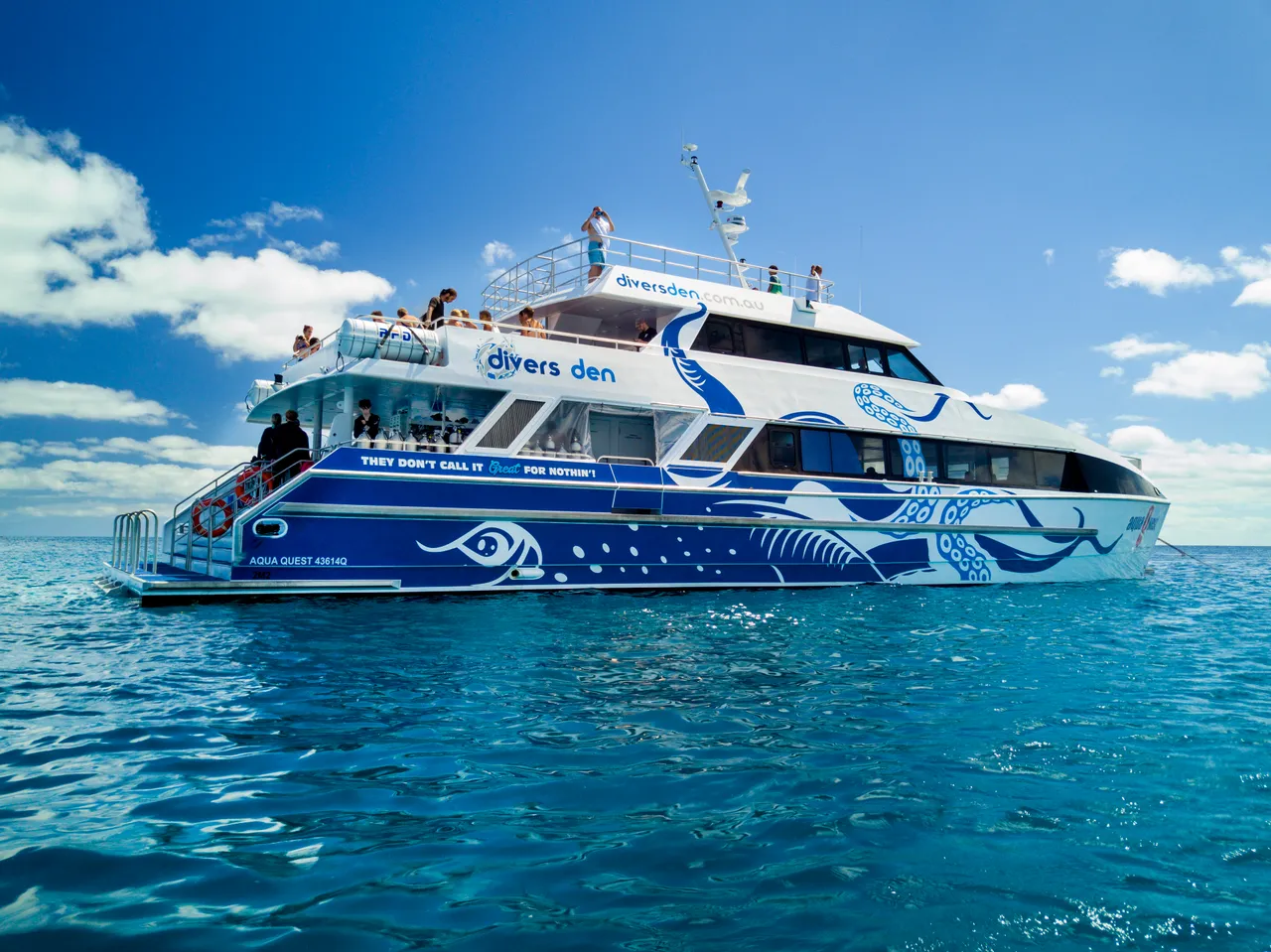 AquaQuest vessel long shot