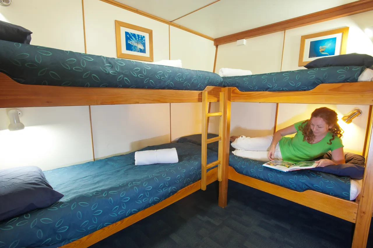 Spirit of Freedom cabin interior - Quadshare
