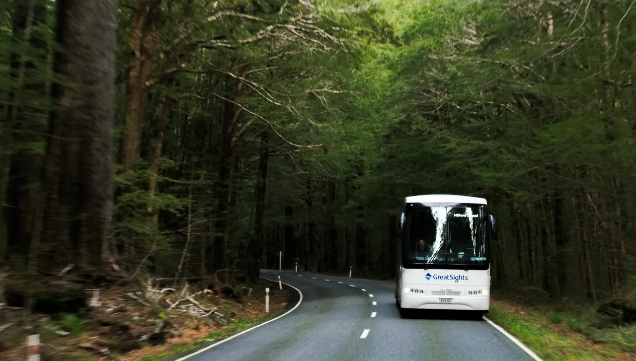 Driving Coach through the West Coast