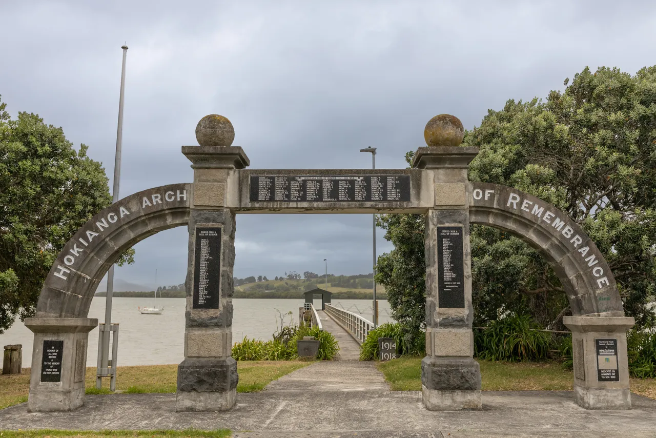 Hokianga Arch of Remembrance, Kohukohu