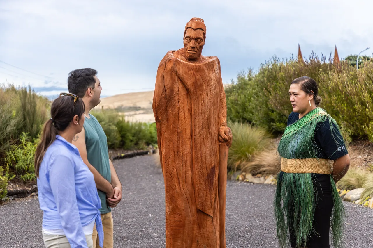 Manea: Footprints of Kupe Experience