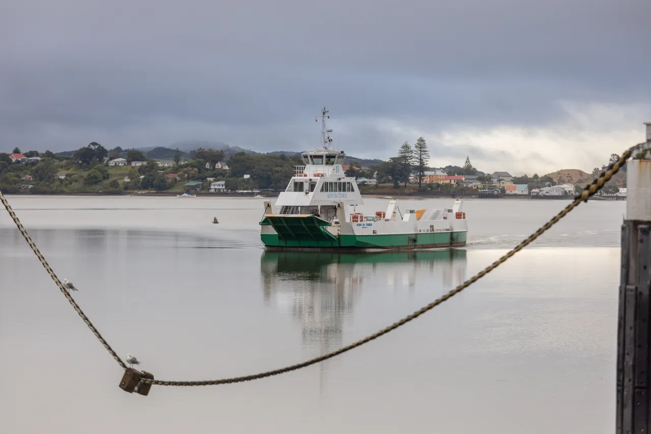 Kohu Ra Tuarua Vehicle Ferry