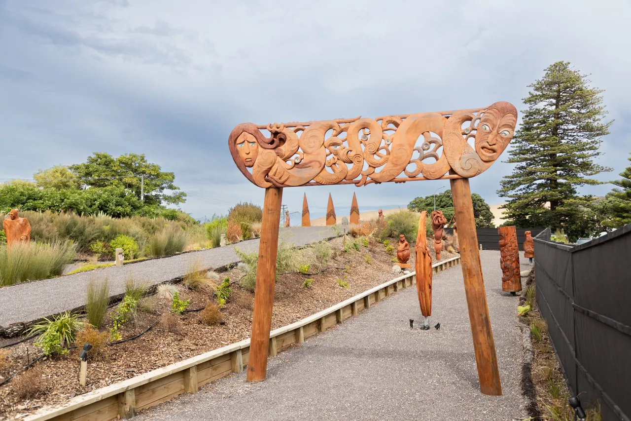 Manea: Footprints of Kupe Experience