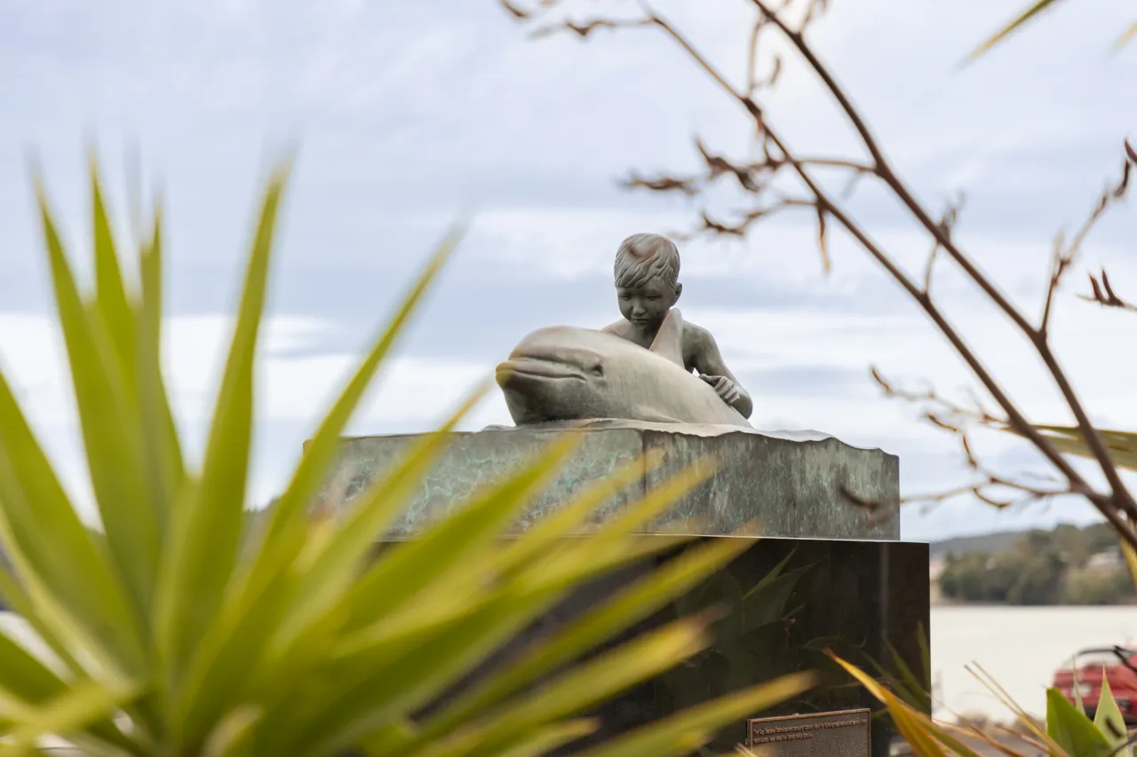 Opo The Dolphin Statue