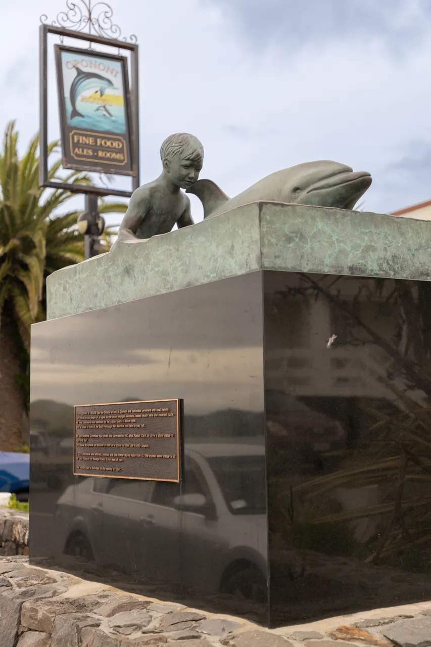 Opo The Dolphin Statue