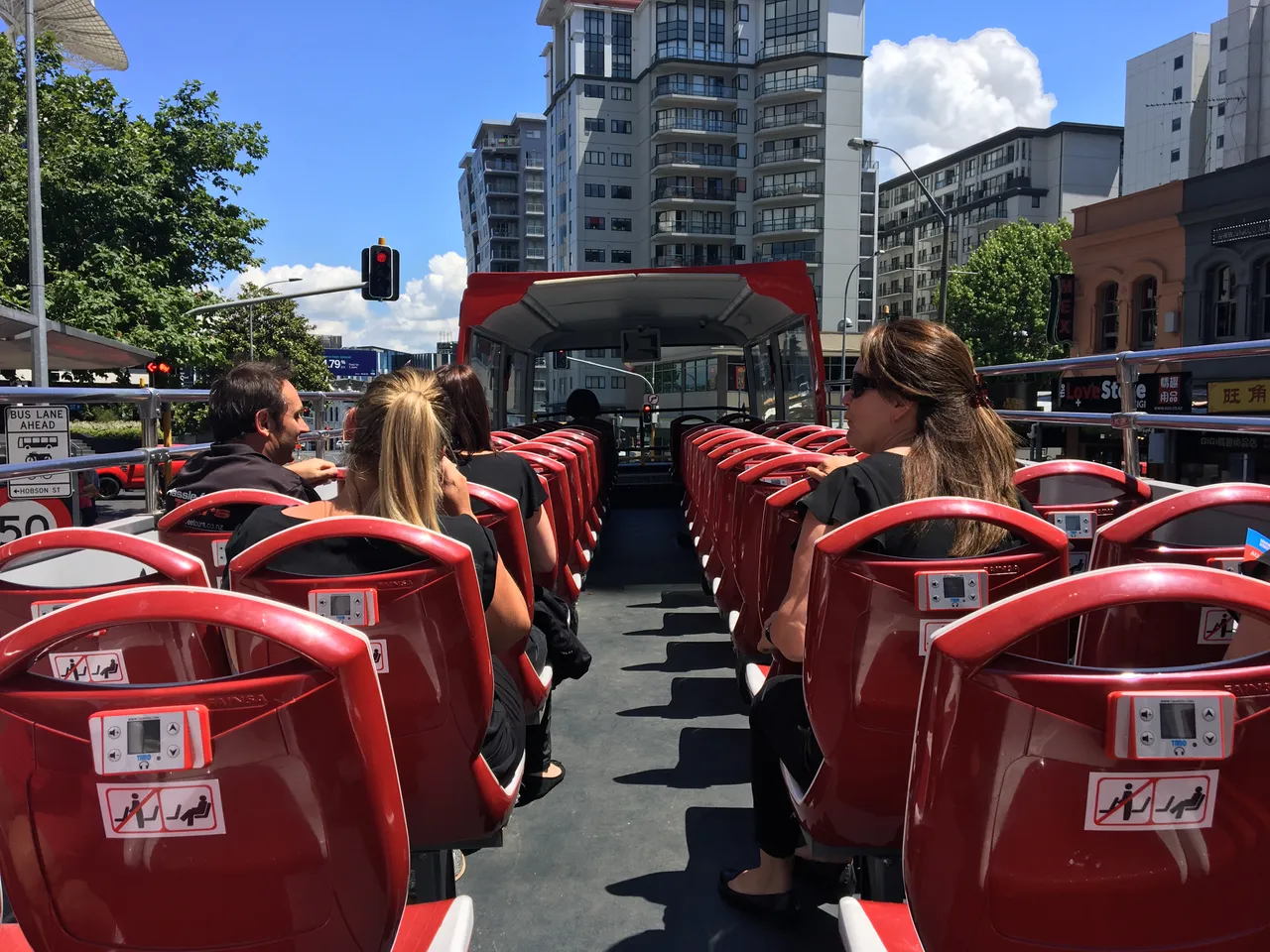 Soaring Kiwi Open Top Bus - Auckland Explorer Bus