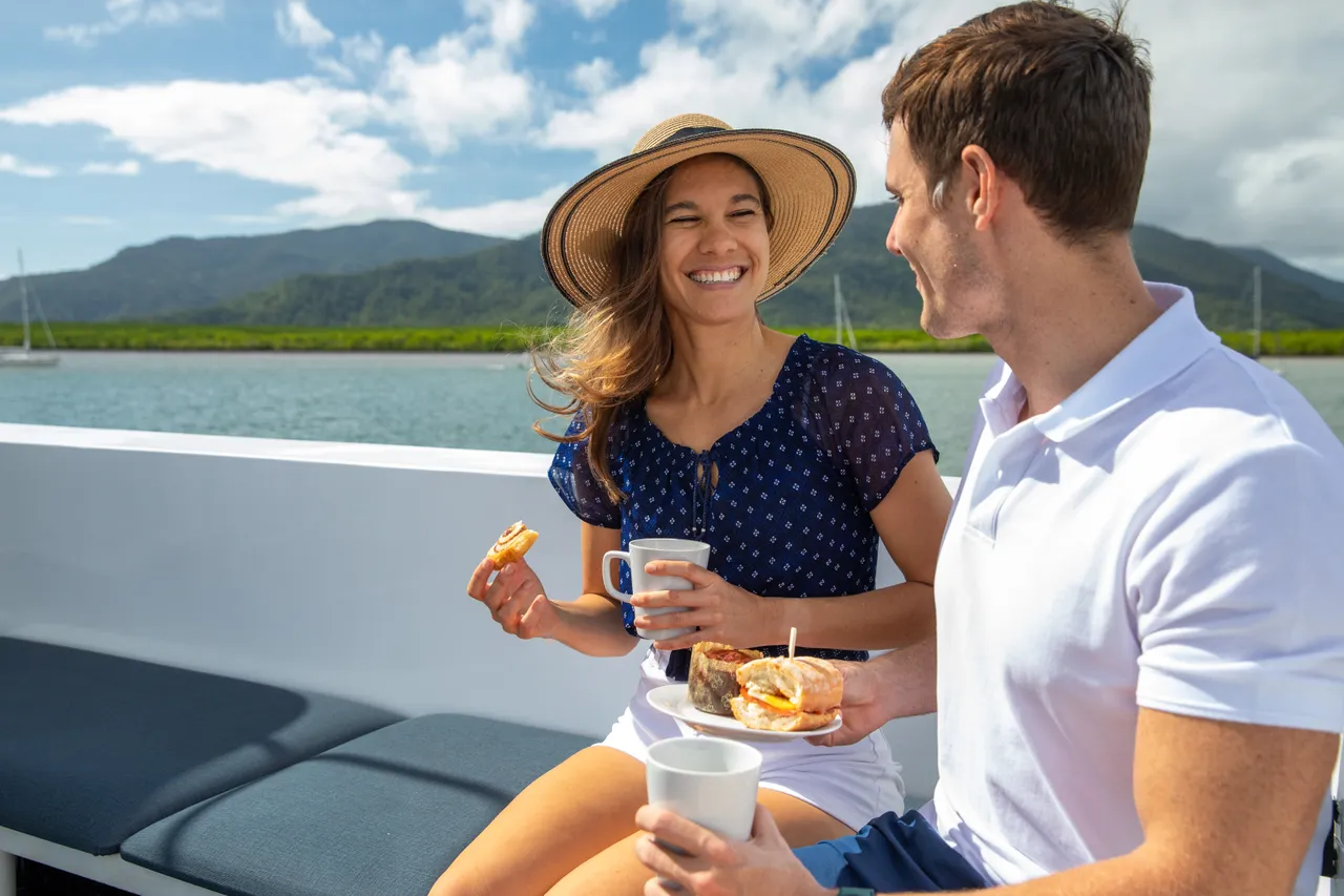 Tusa Reef Tours Boarding Breakfast-3
