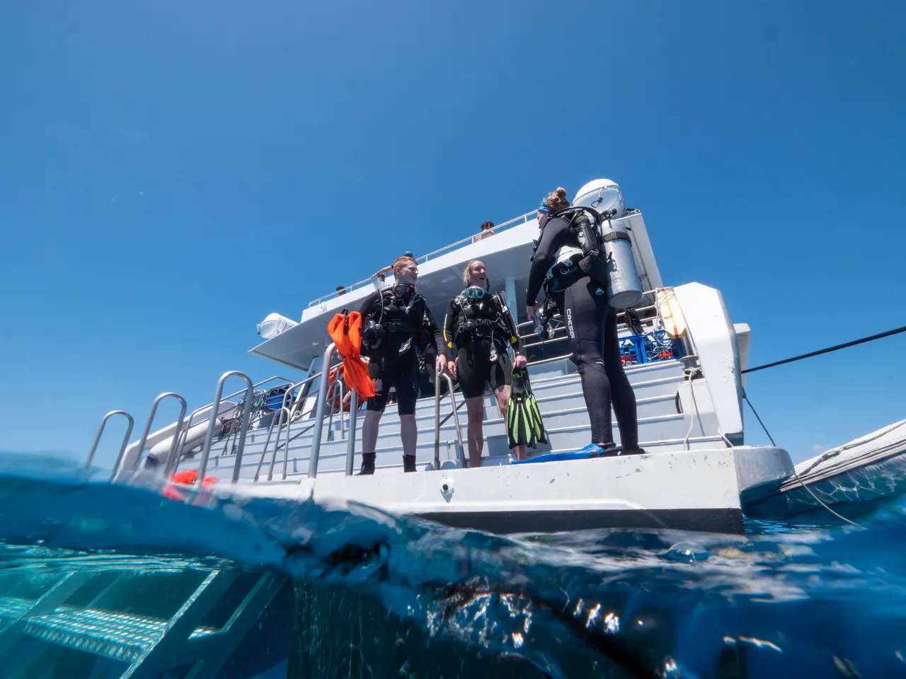 Divers Den Aqua Quest Starting the Dive (2)