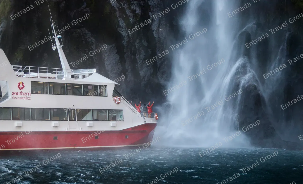 Milford-Sound-Nature-Cruise-and-the-Stirling-Falls-print