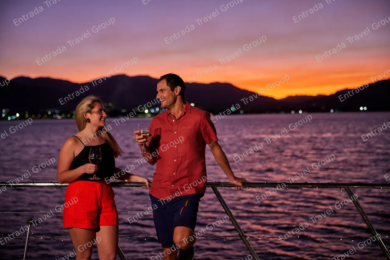 Couple having a drink on the deck of Spirit of Cairns (3)