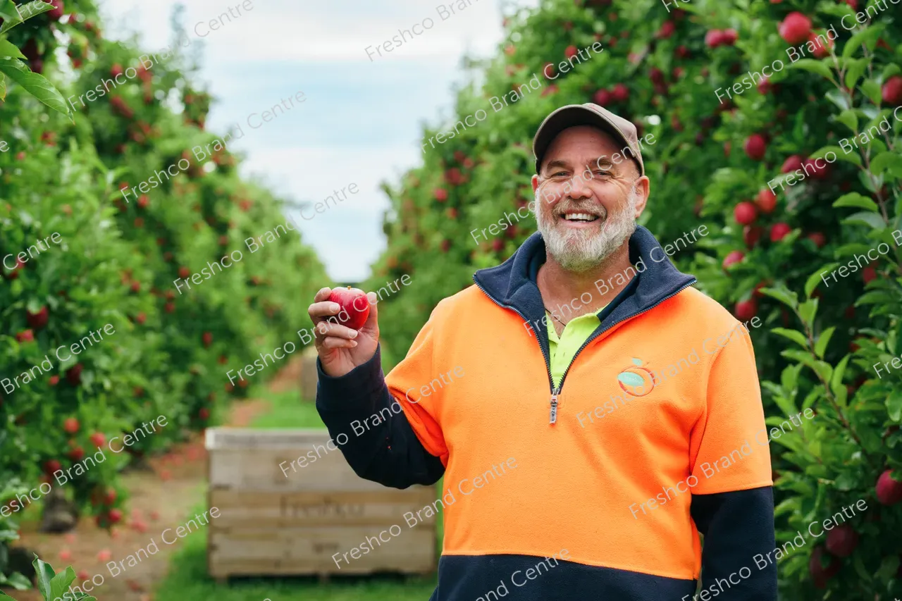 Sam Derbridge_GALA_BREEZE_ 2025 (3)