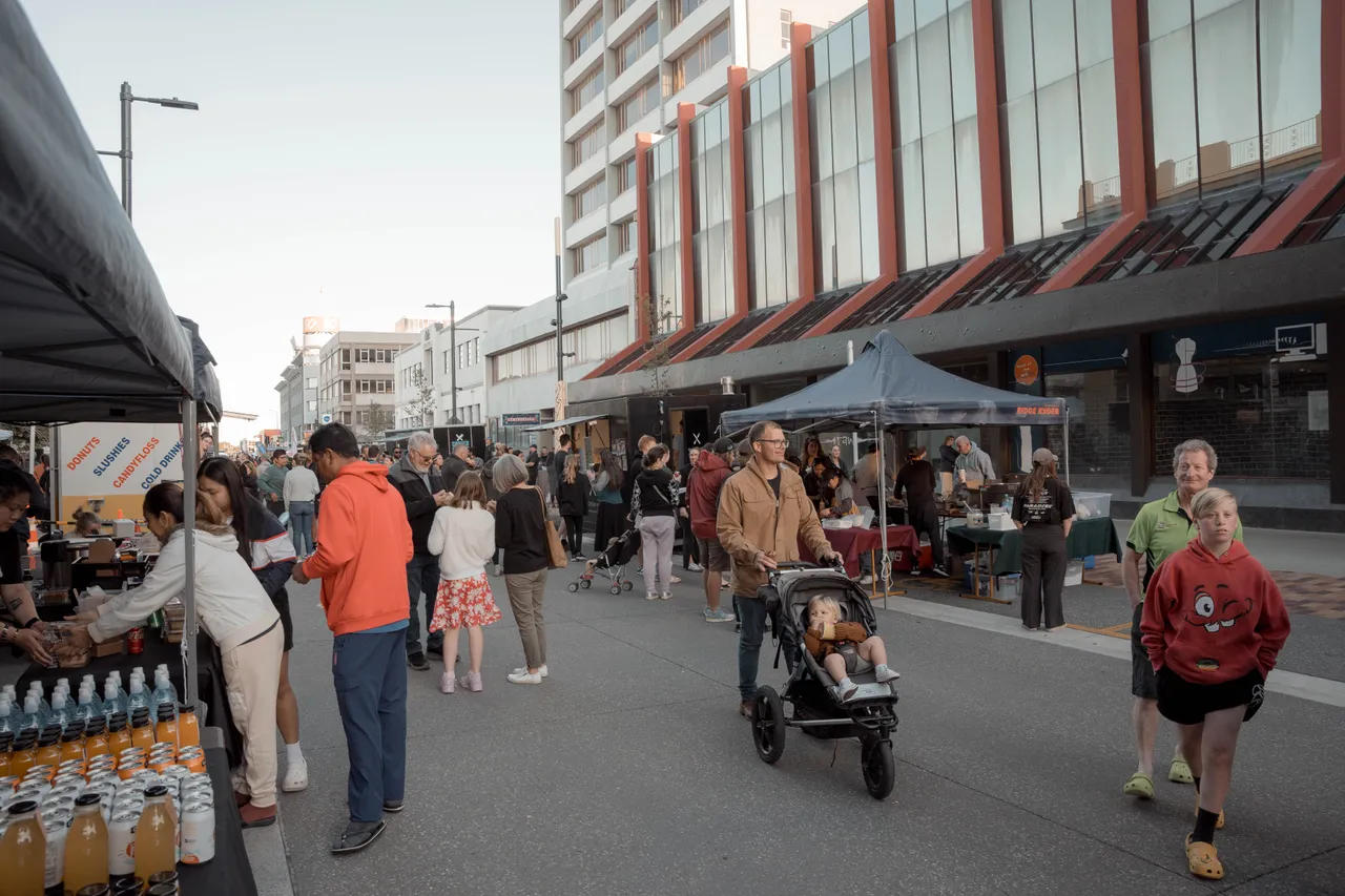 Night Food Market Don St Nov 2023 - Southland, New Zealand - Credit Great South (129)