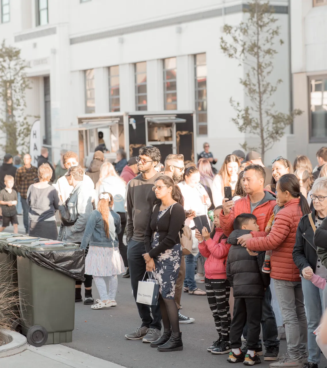 Night Food Market Don St Nov 2023 - Southland, New Zealand - Credit Great South (20)
