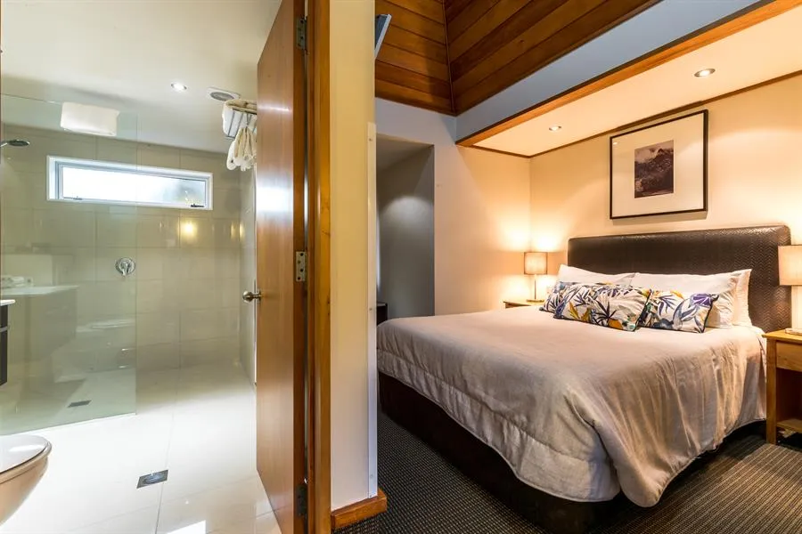 Distinction Te Anau Hotel & Villas - Southland, New Zealand - Credit Distinction Te Anau (27)