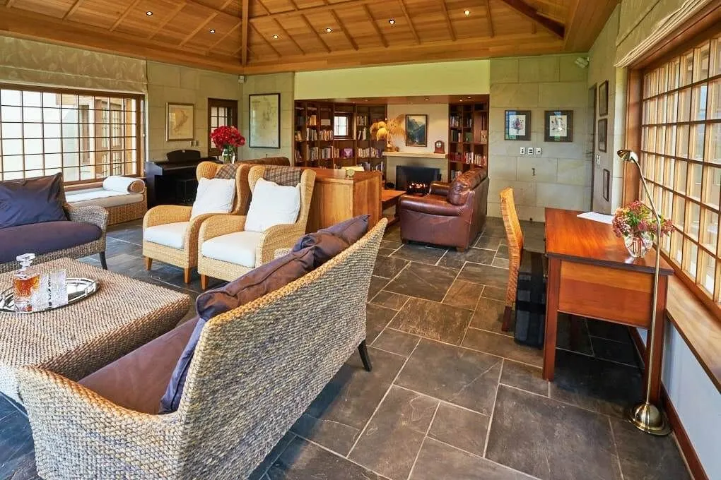 Cabot Lodge Living Room - Southland, New Zealand - Credit Cabot Lodge (6)