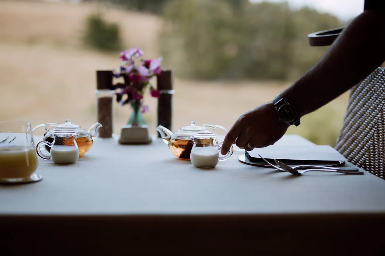 Cabot Lodge Dining Room - Southland, New Zealand - Credit Cabot Lodge (2)