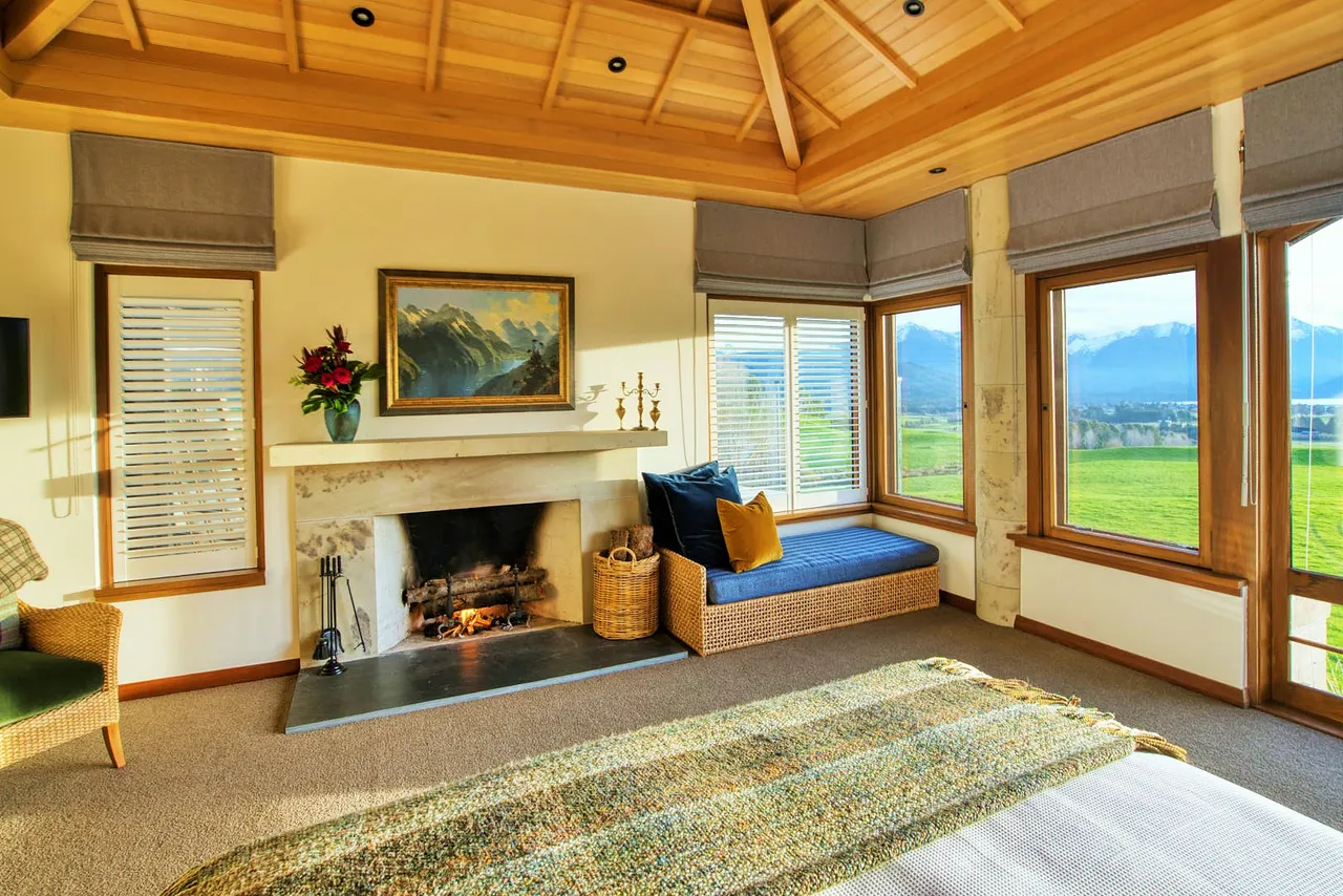 Cabot Lodge Deluxe Suite - Southland, New Zealand - Credit Cabot Lodge (10)