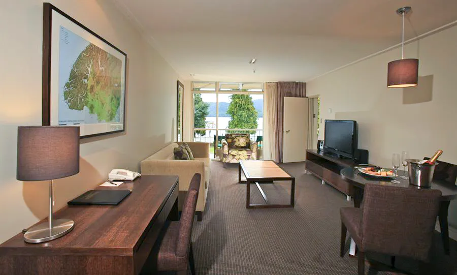 Distinction Te Anau Hotel & Villas - Southland, New Zealand - Credit Distinction Te Anau (1)