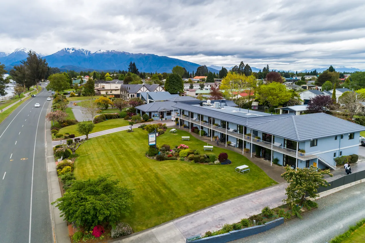 Lakeside Motel - Southland, New Zealand - Credit Lakeside Motel (7)